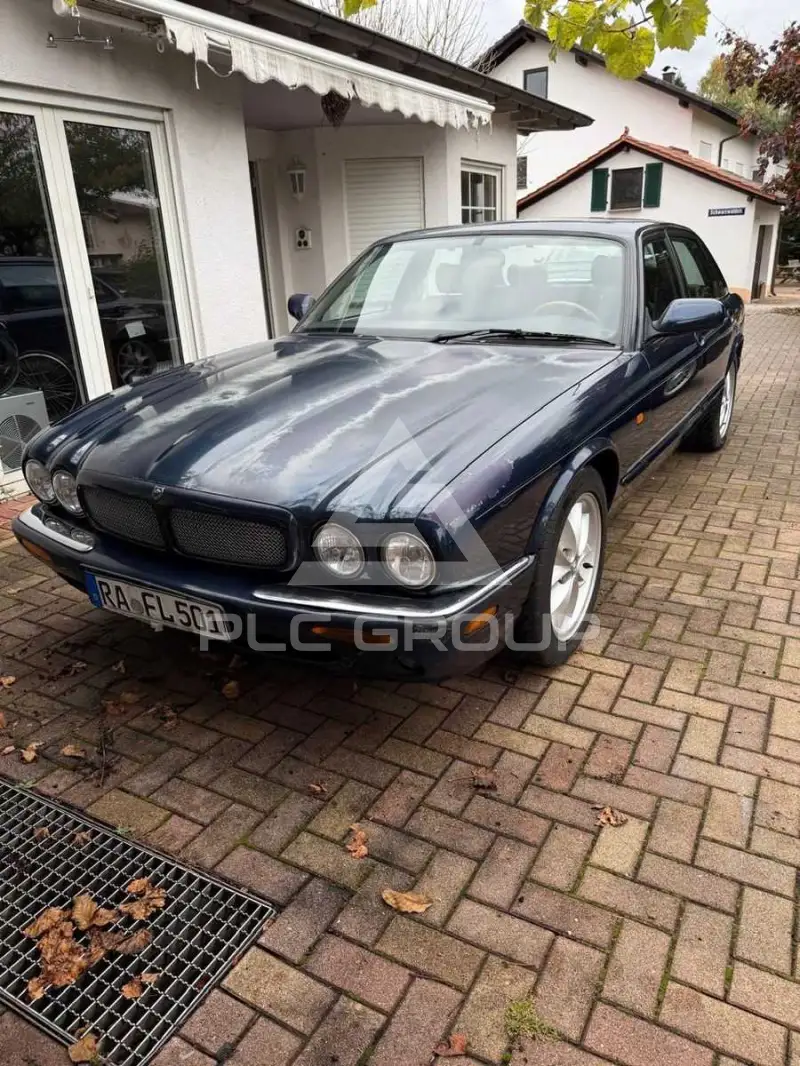 1998 Jaguar XJR