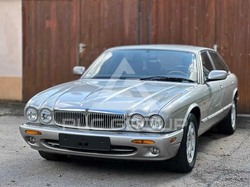 1998 Jaguar XJ