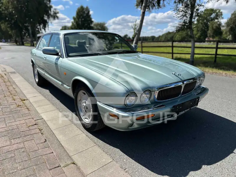 1998 Jaguar XJ