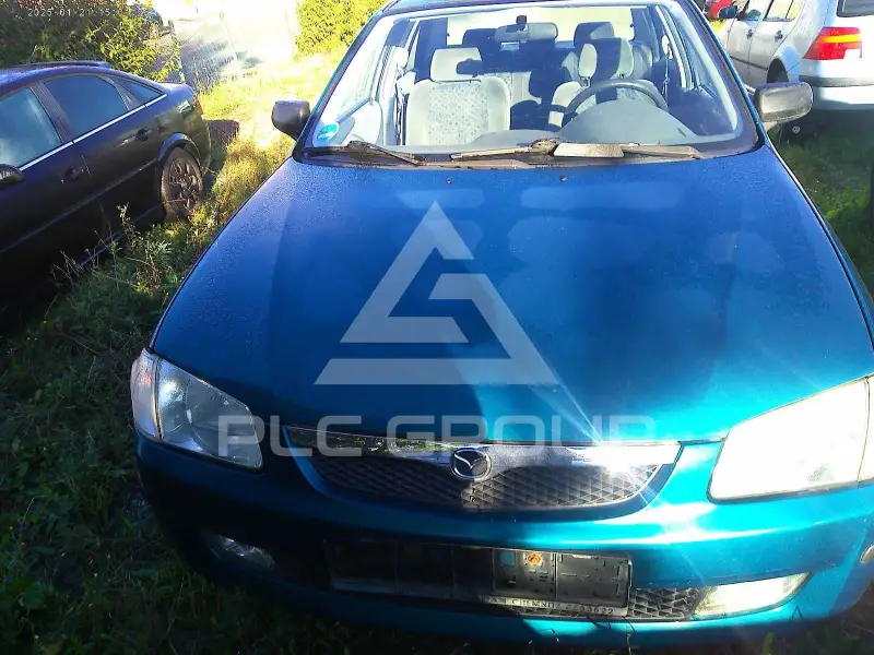 1998 Mazda 323