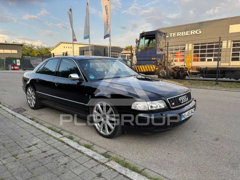 1998 Audi S8