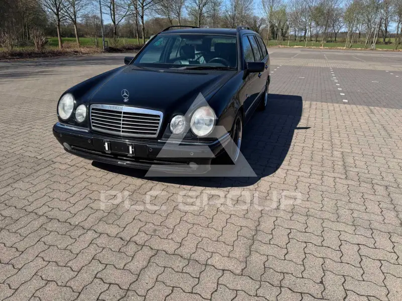 1998 Mercedes Benz E 550