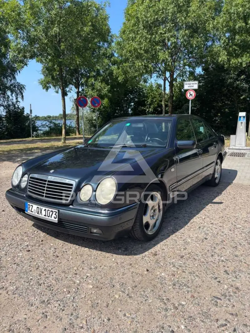 1998 Mercedes Benz E 320