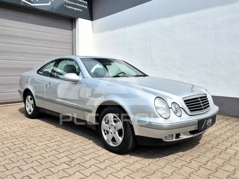 1998 Mercedes Benz CLK 200