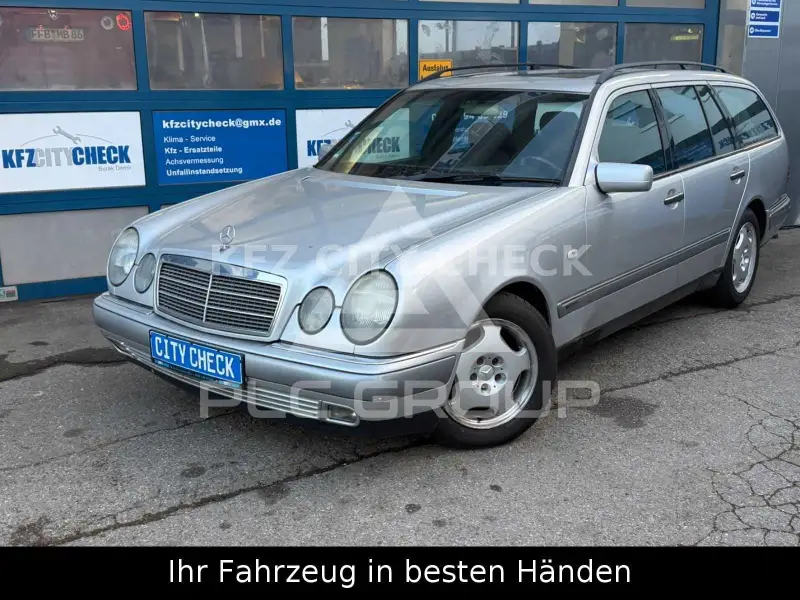 1998 Mercedes Benz E 200