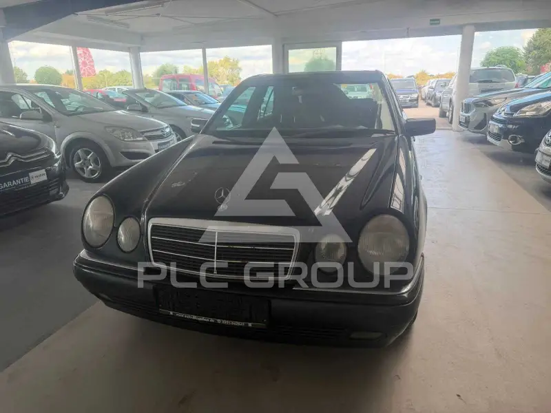 1998 Mercedes Benz E 240