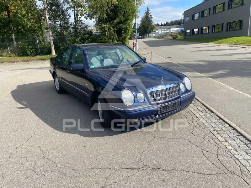 1998 Mercedes Benz E 240