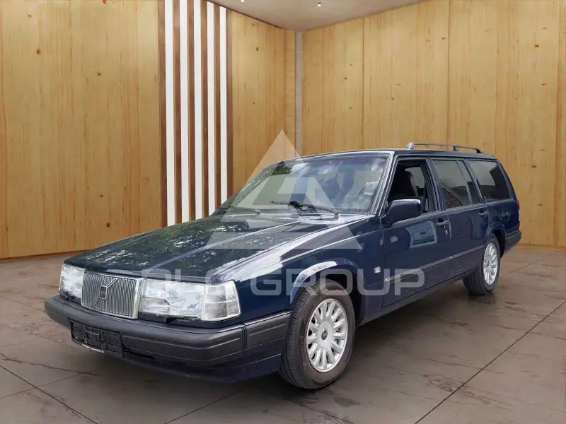 1998 Volvo 945