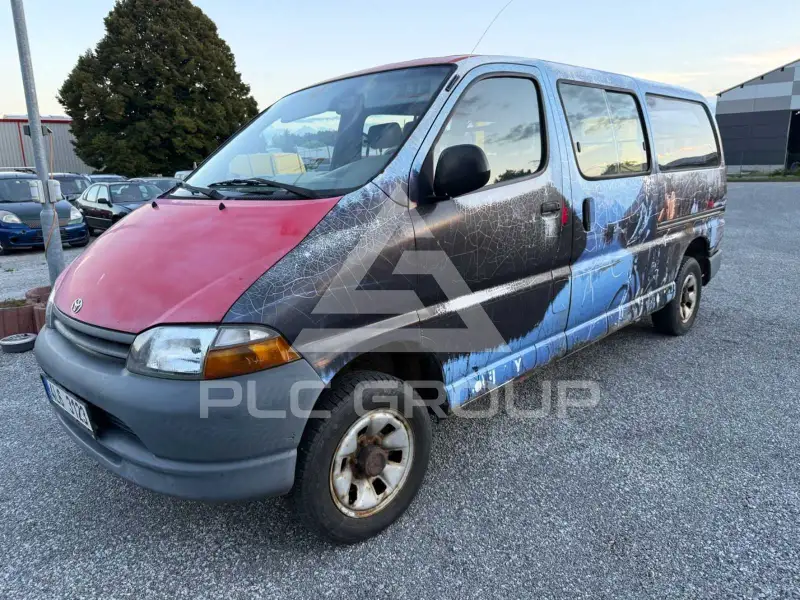 1998 Toyota Hiace