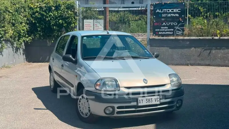 1998 Renault Clio