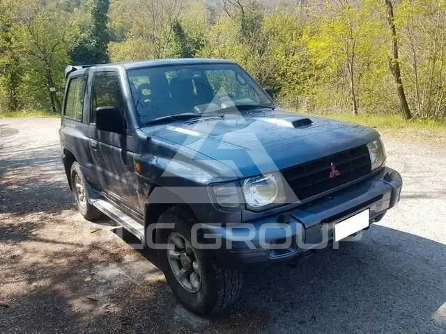 1999 Mitsubishi PAJARO