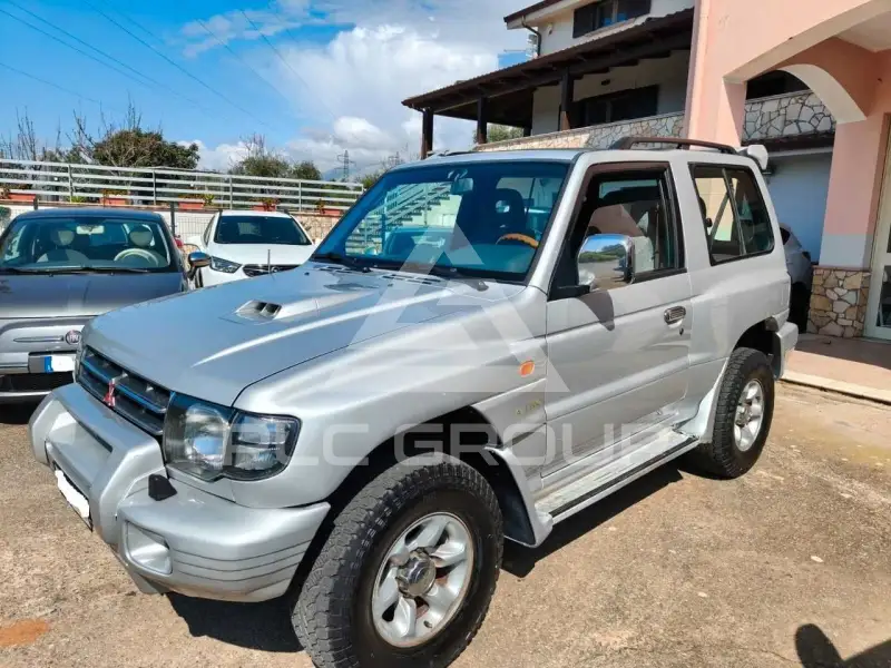 1999 Mitsubishi PAJARO