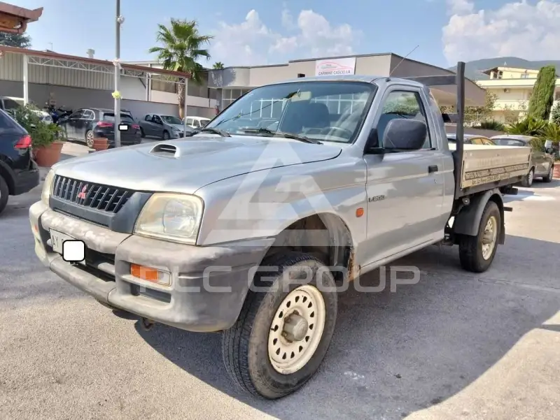1999 Mitsubishi L200