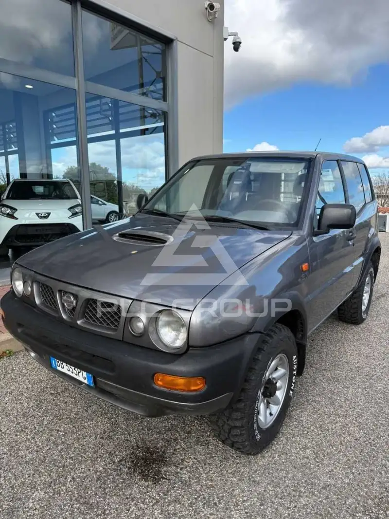 1999 Nissan Terrano