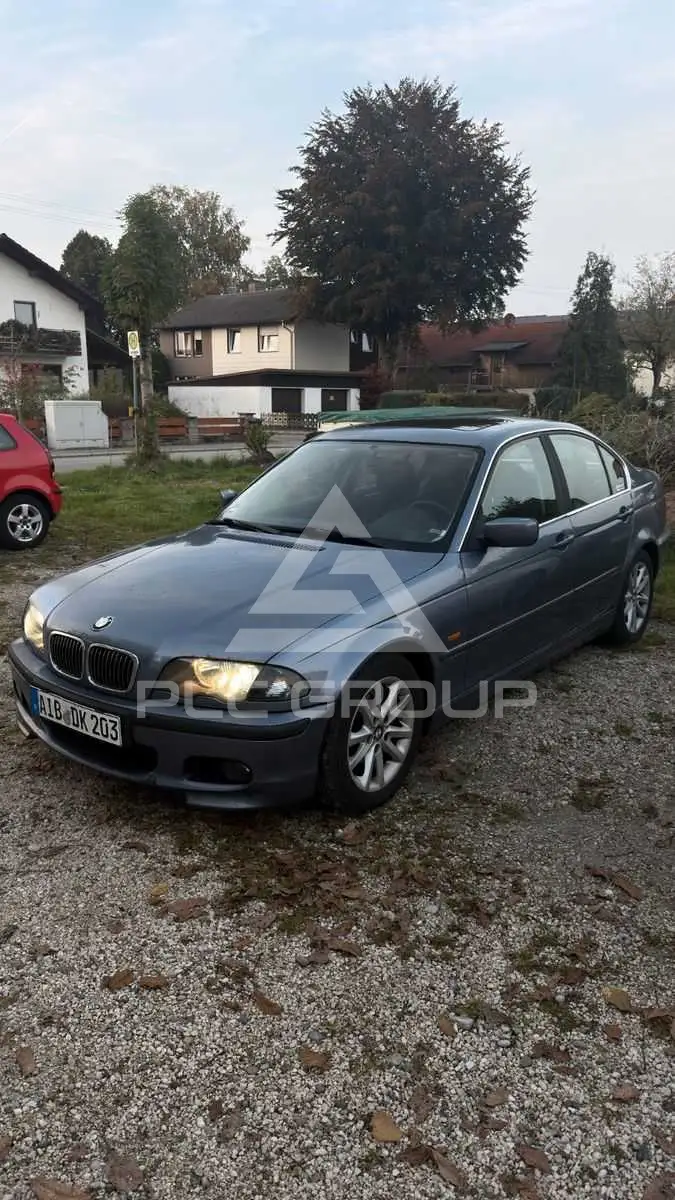 1999 BMW 323