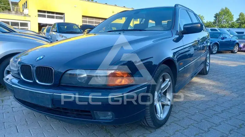 1999 BMW 530