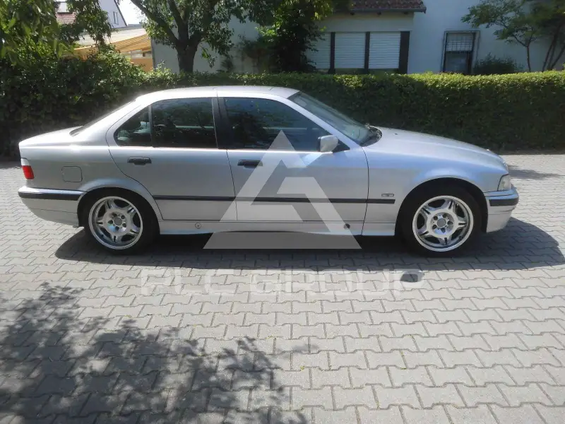 1999 BMW 328