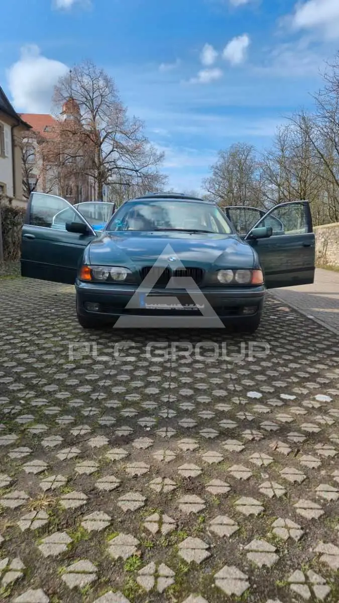 1999 BMW 528