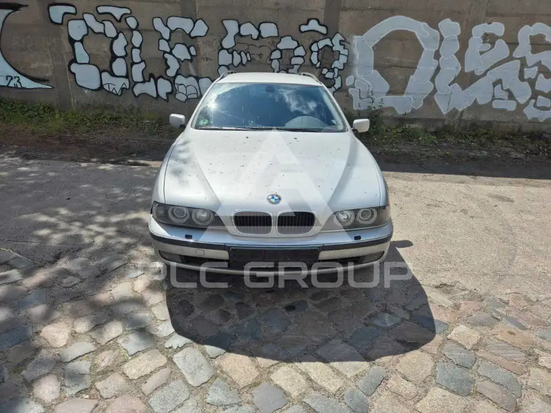 1999 BMW 528