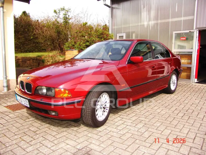 1999 BMW 528