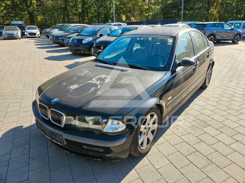 1999 BMW 320