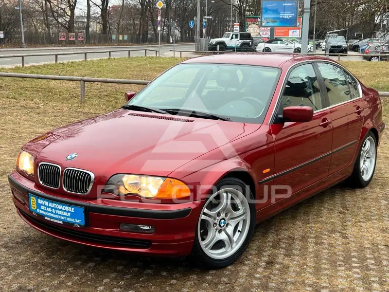1999 BMW 320