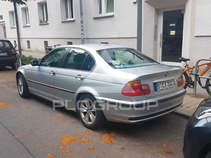1999 BMW 320