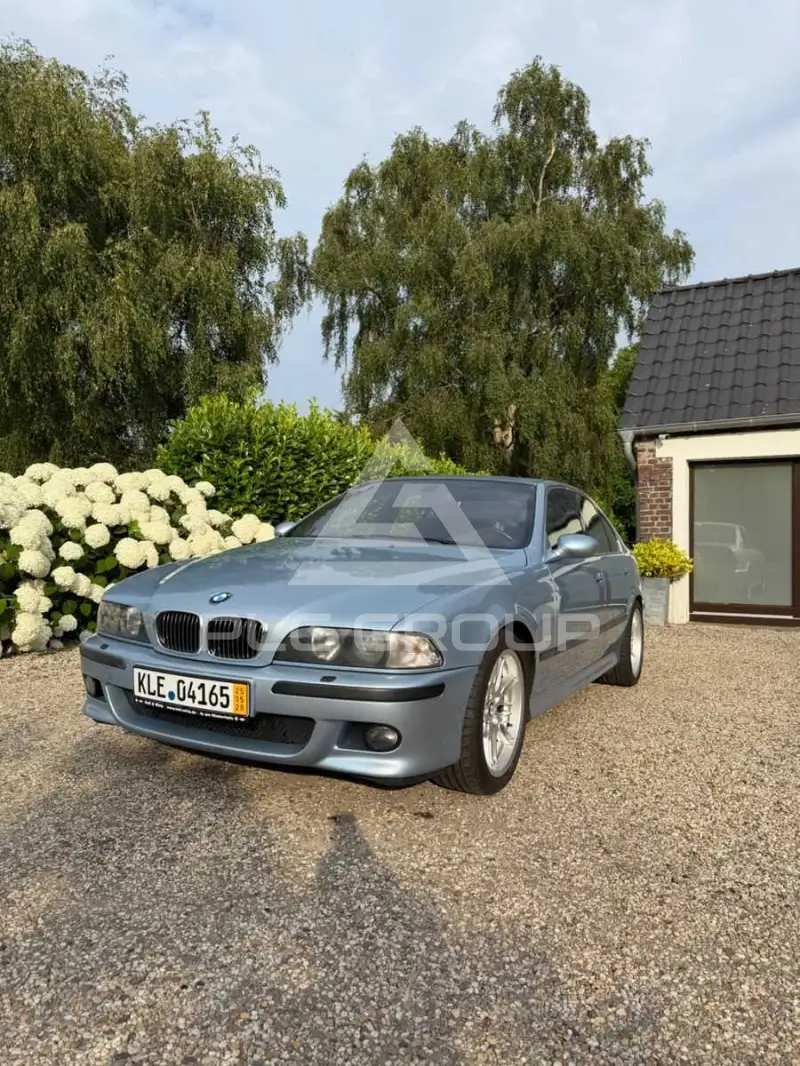 1999 BMW M5