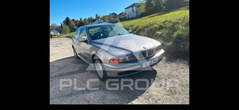 1999 BMW 520