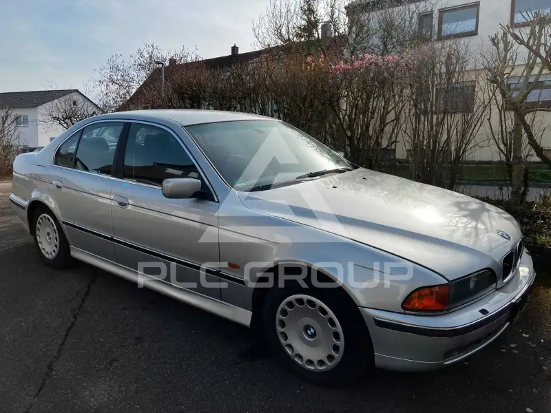 1999 BMW 520