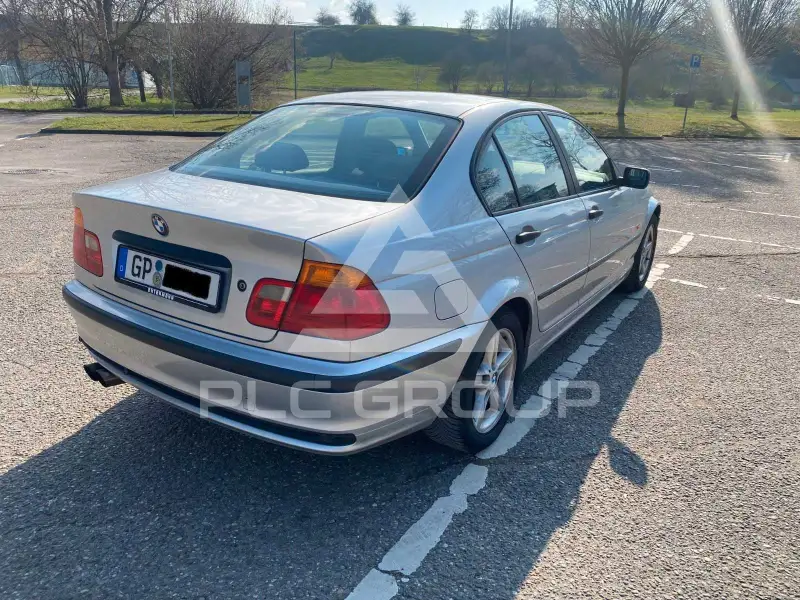 1999 BMW 318