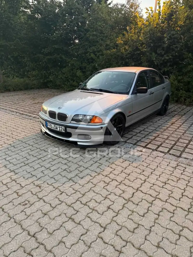 1999 BMW 318