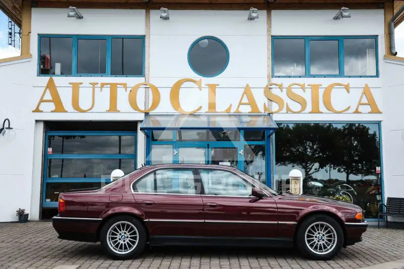 1999 BMW 728
