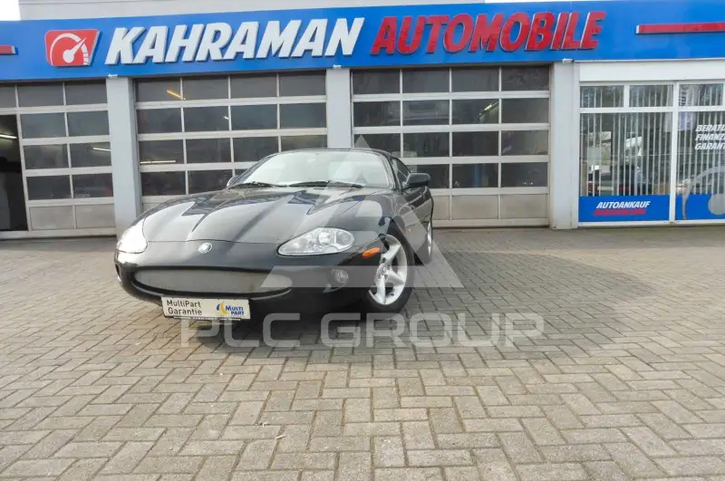 1999 Jaguar XK8