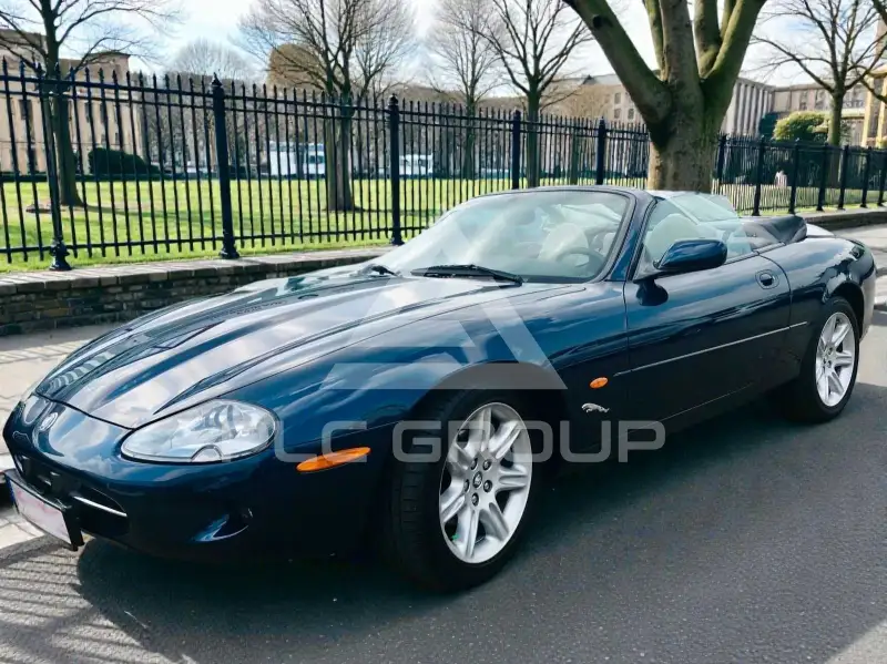 1999 Jaguar XK8