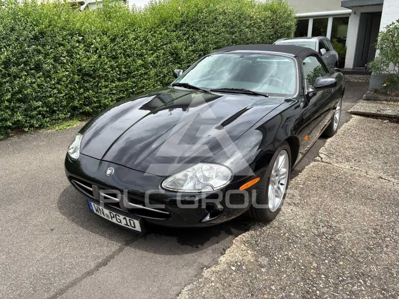 1999 Jaguar XK8