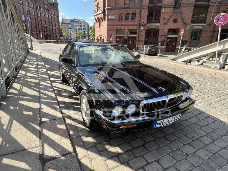 1999 Jaguar XJ