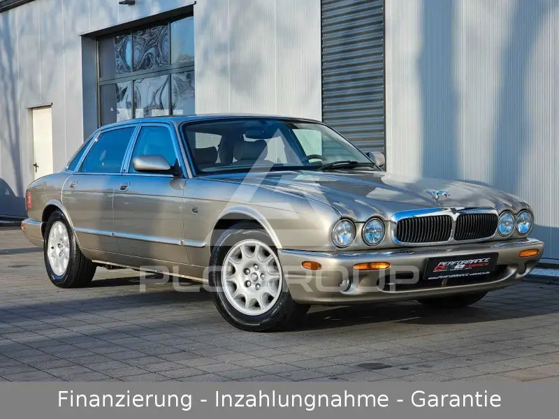 1999 Jaguar XJ