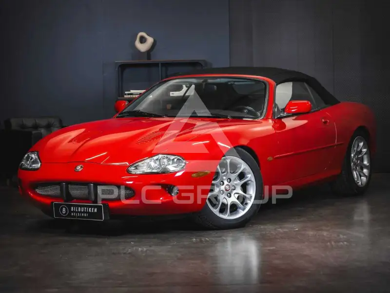 1999 Jaguar XKR