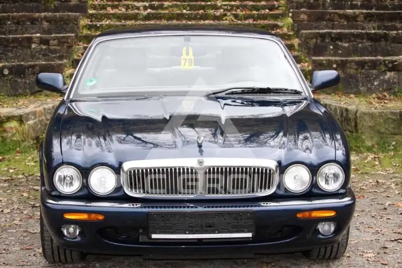 1999 Jaguar XJ