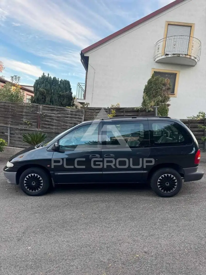 1999 Chrysler Grand Voyager