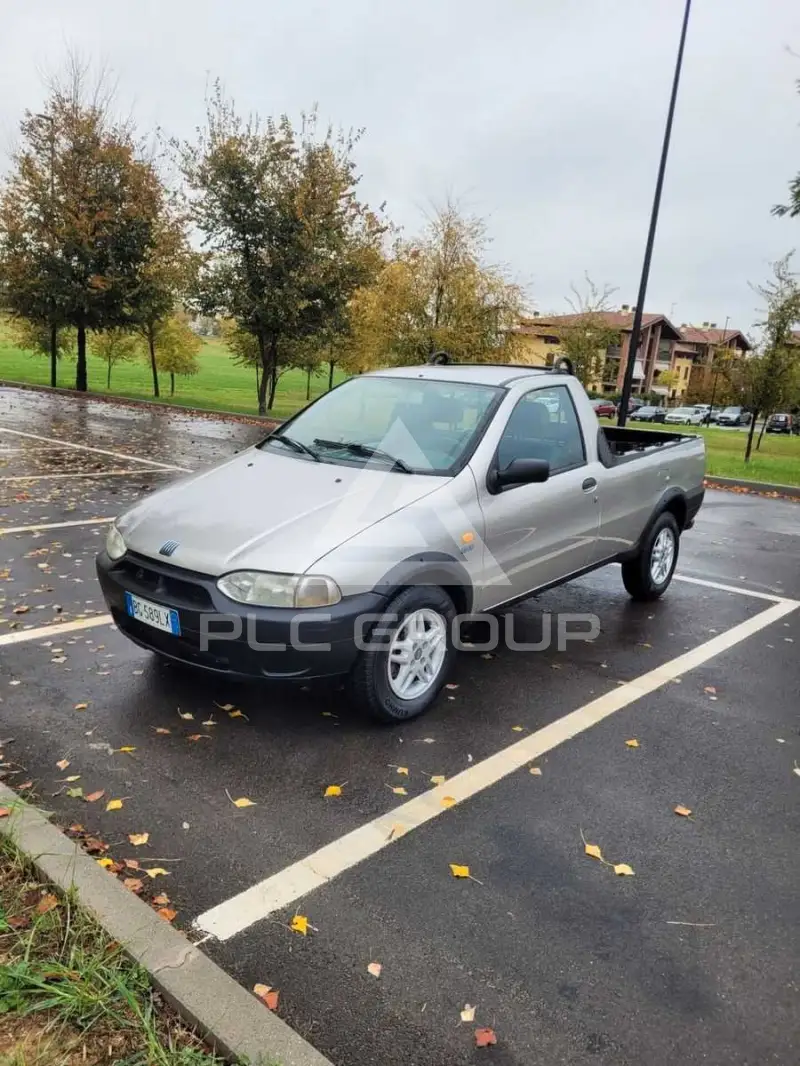1999 Fiat Strada