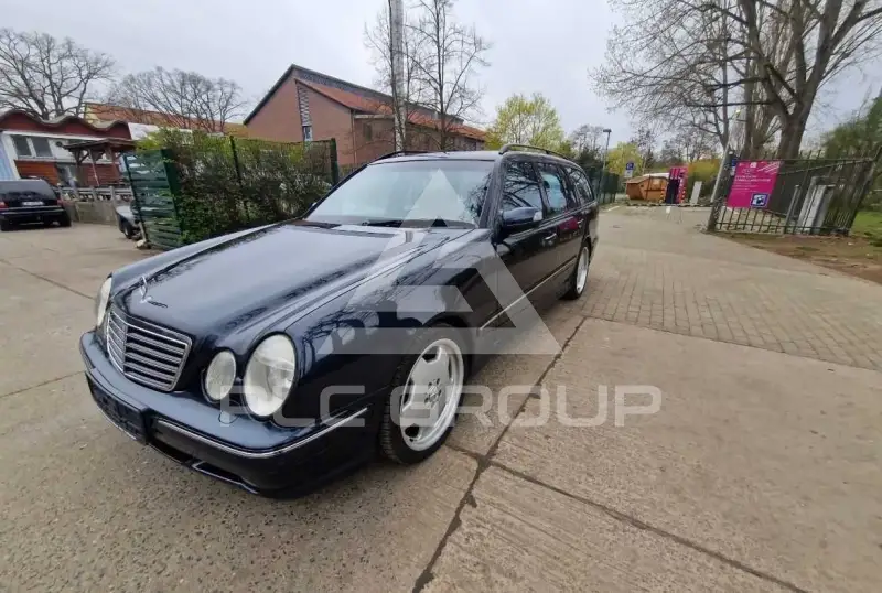 1999 Mercedes Benz E 550