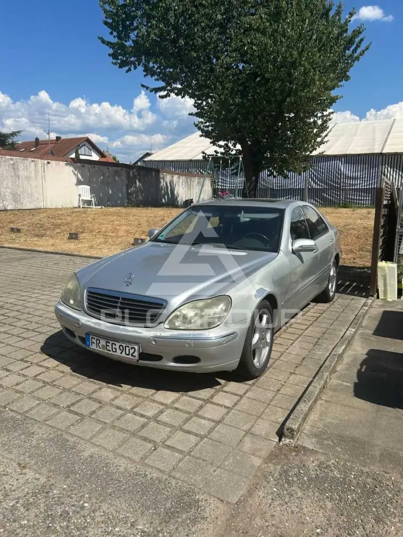 1999 Mercedes Benz S 320