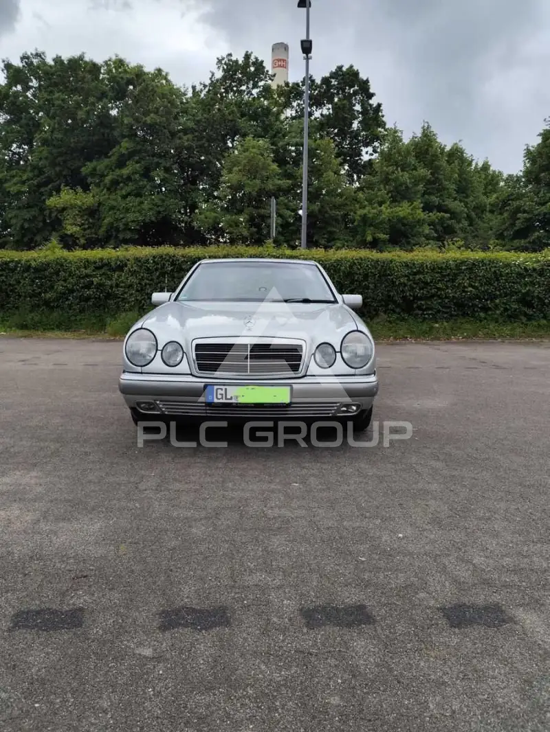 1999 Mercedes Benz 200