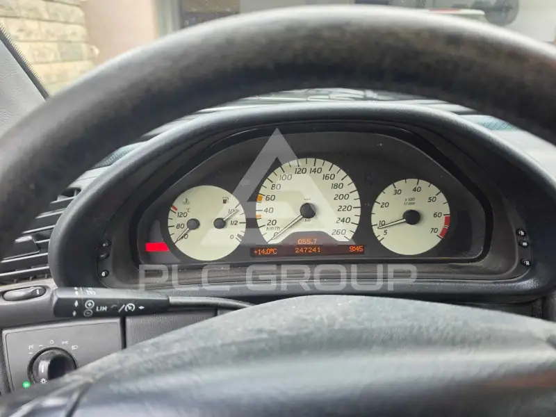 1999 Mercedes Benz 320