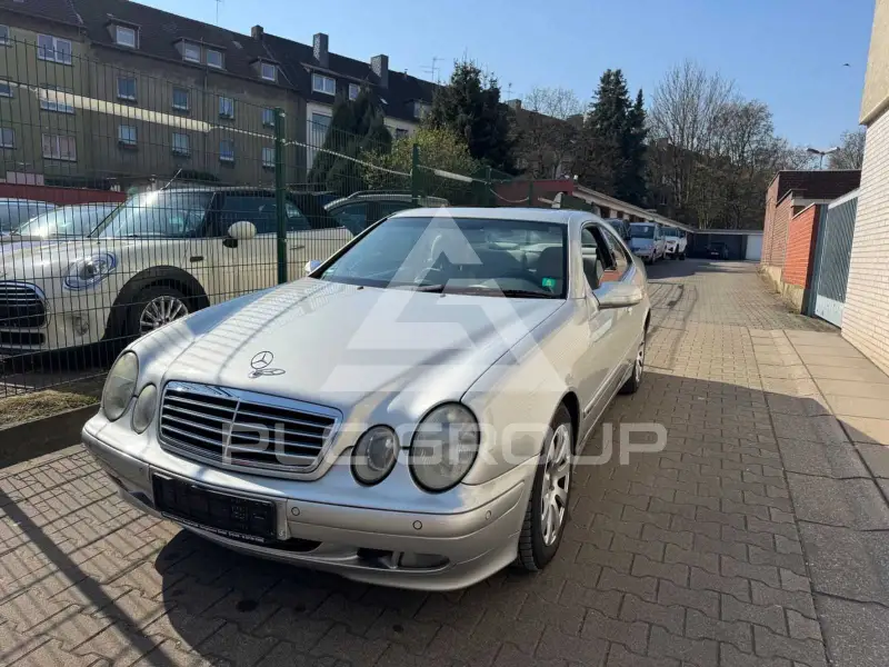 1999 Mercedes Benz CLK 200