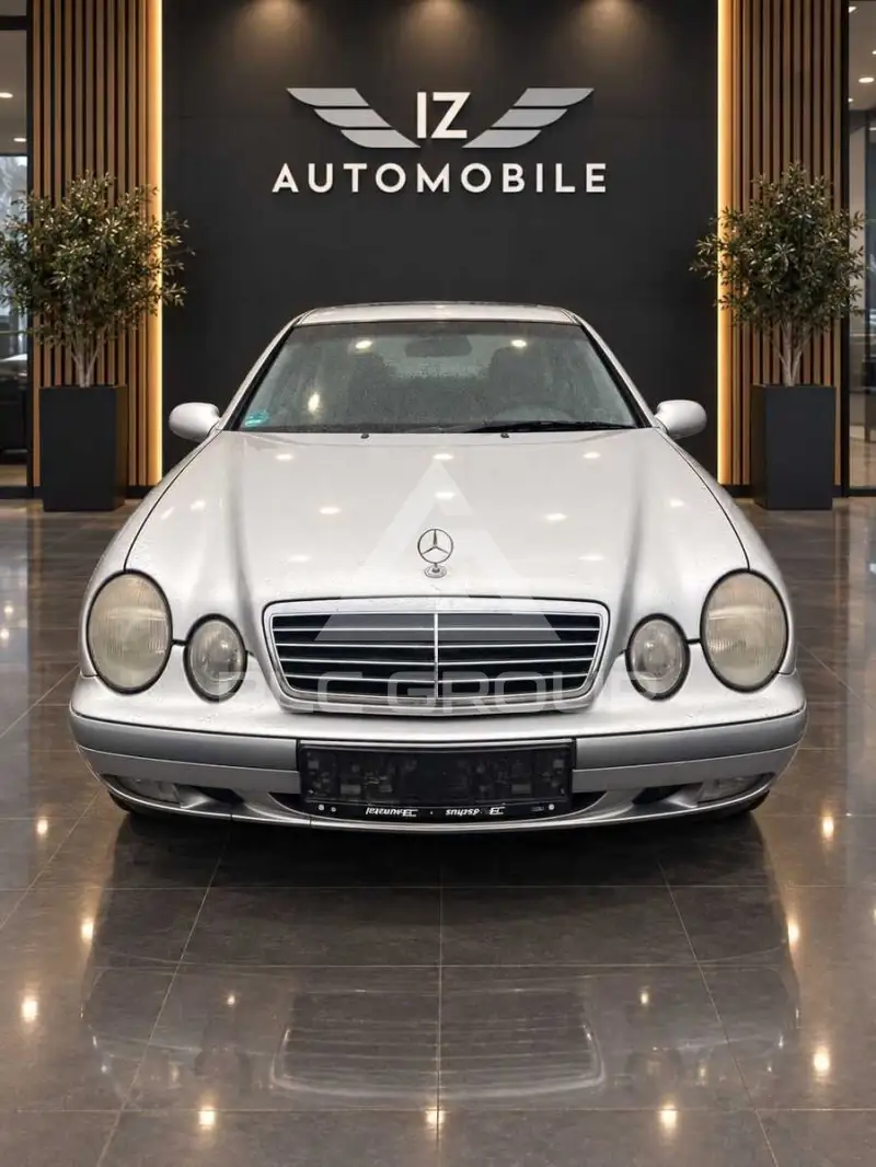 1999 Mercedes Benz CLK 200