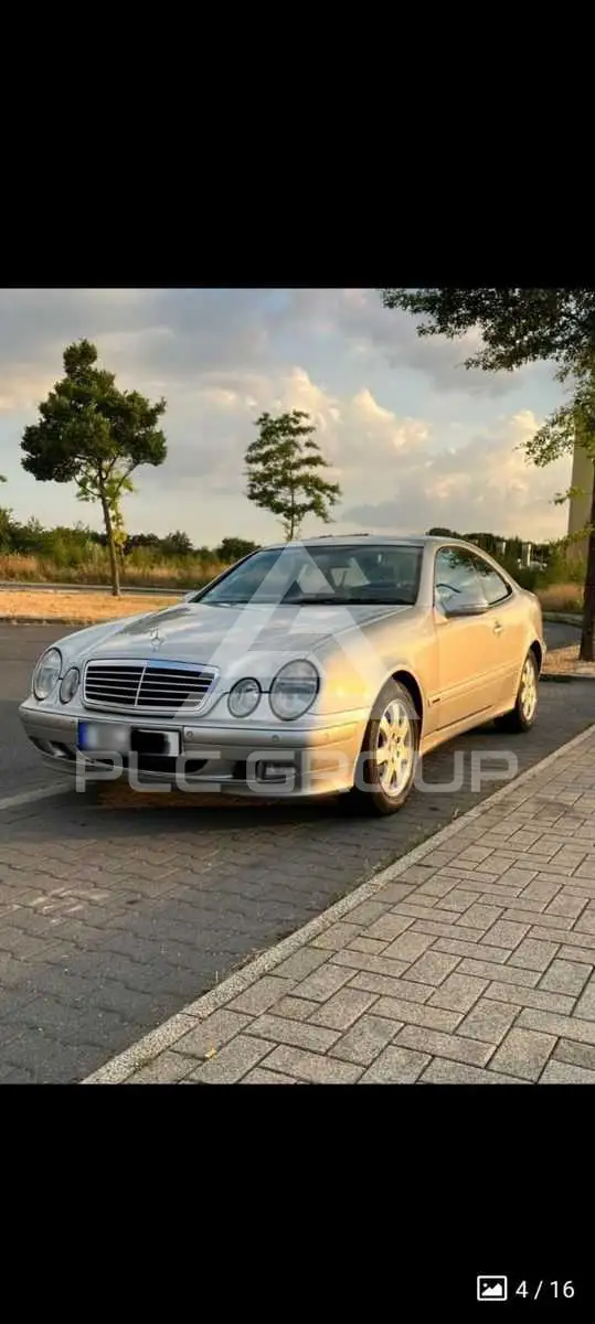 1999 Mercedes Benz CLK 200