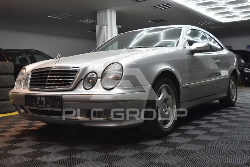 1999 Mercedes Benz CLK 200